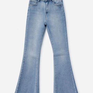 Pantalon tejano acampanado